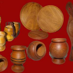 mates tablas de picadas y platos de algarrobo