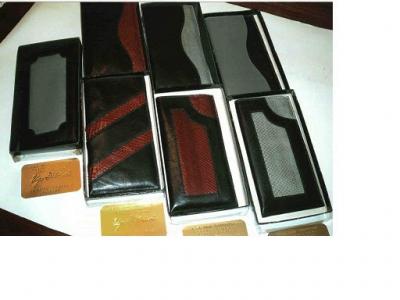 estuches para lentes de cuero y lagarto