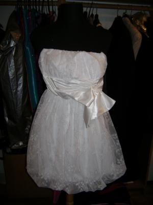 VESTIDOS DE FIESTA POR MAYOR Y MENOR