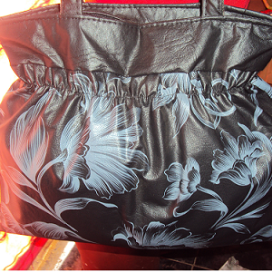 Carteras y Bolsos en Tela Cuerina Razo Lona Combinadas Colores Varios desde 15 Pesos