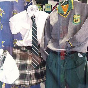 Lotes de Equipos de Gimnasia Uniformes Escolares Bordo Chombas Polleras Polares Talles Especiales