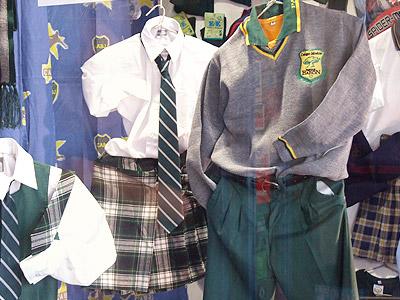 Lotes de Equipos de Gimnasia Uniformes Escolares Bordo Chombas Polleras Polares Talles Especiales