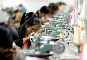 Busco Taller Textil Contratar para la Confeccion de Camperas Pantalones de Obra