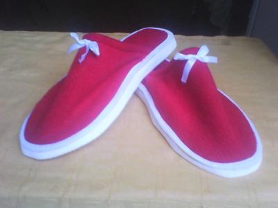 Vendo Pantuflas para Damas y Caballeros de Raso Polar Colores Varios Numeros