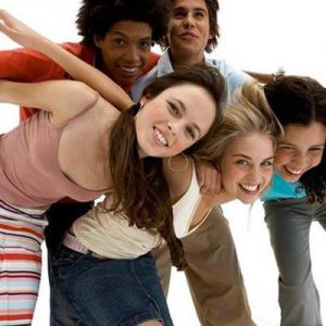 Necesito Precio de Lista de Ropa de Adolescente de Temporada Primavera Verano
