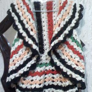 Chalecos Tejidos a Mano en Crochet Dos Agujas Circulares Toreras Hilados Lanas
