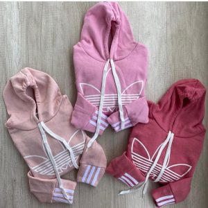 BUSCO MAYORISTA ROPA SIMIL MARCAS DEPORTIVAS.